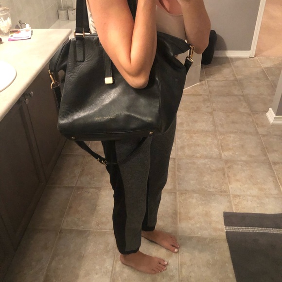 Authentic Multi-purpose shoulder bag - Picture 7 of 7